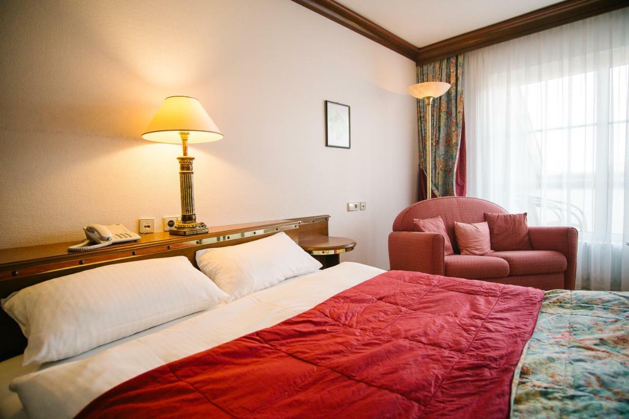 Landhaus Keller - Hotel & Restaurant Malterdingen Buitenkant foto