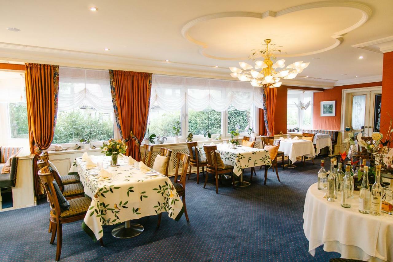 Landhaus Keller - Hotel & Restaurant Malterdingen Buitenkant foto